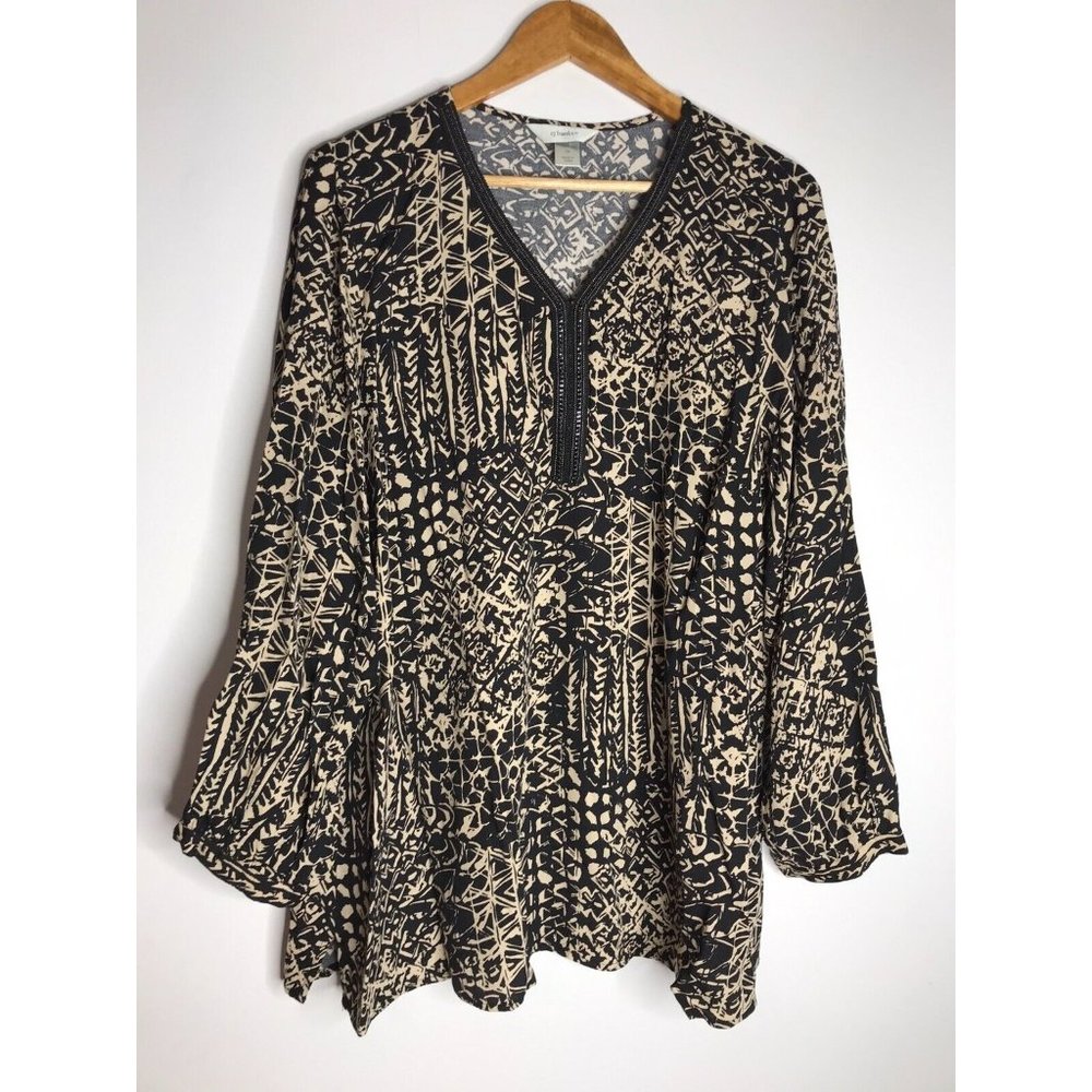 CJ BANKS Women's Plus Size 2X Black Beige Long Sleeve Blouse with Bead Neckline